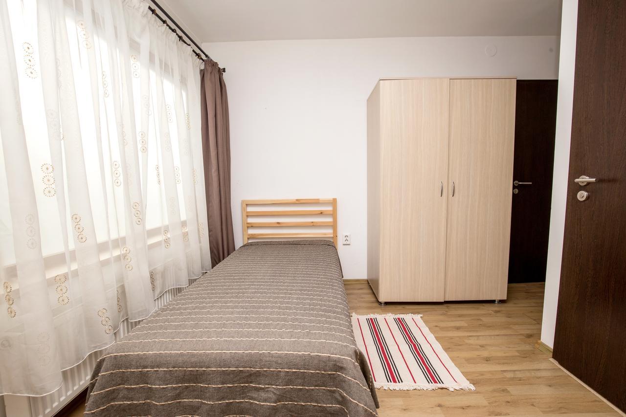 Vatra Accommodation Bucharest Exterior photo